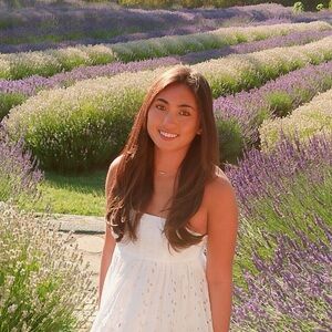 Meet your Posher, Avery